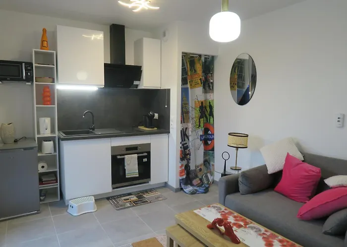 Cosy & Chaleureux Апартаменты *
